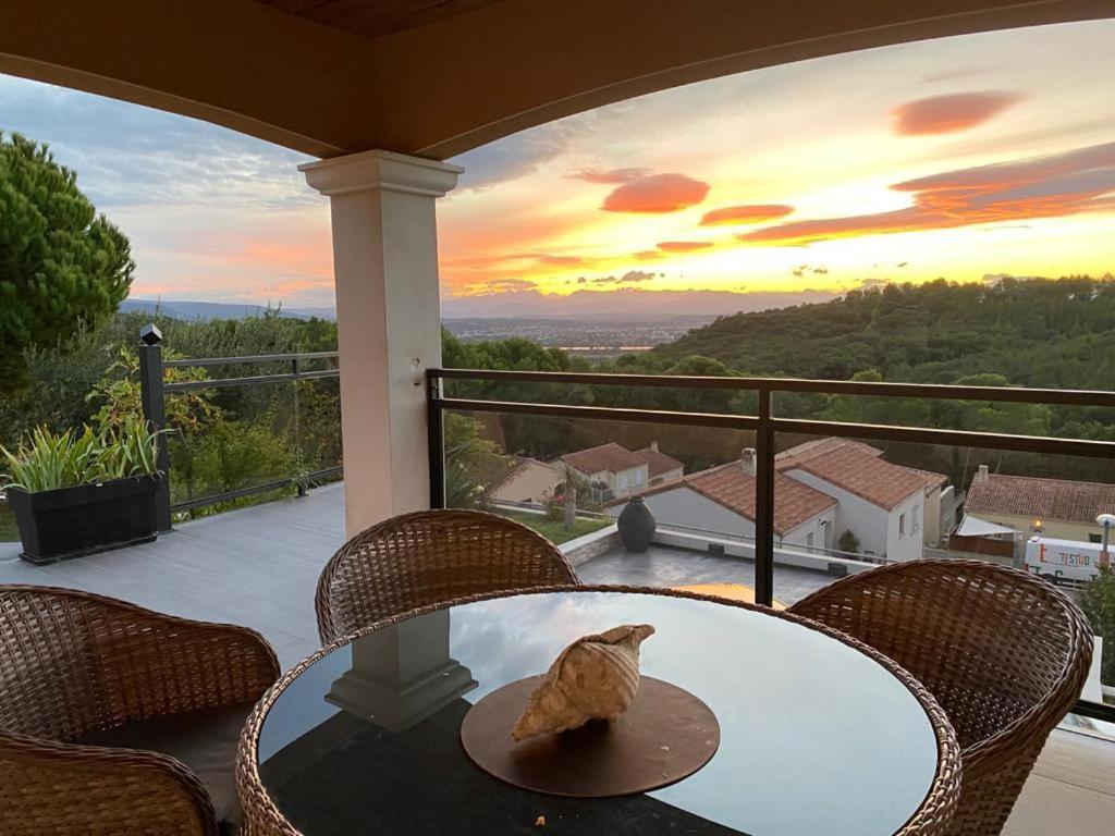 Villa De Vacances Le Teil Exteriér fotografie